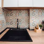 Old Town 1 Bedroom Metro 아파트