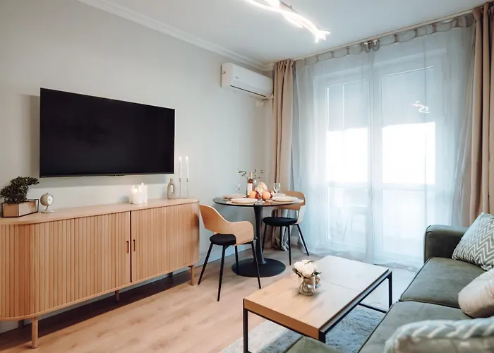 Old Town 1 Bedroom Metro