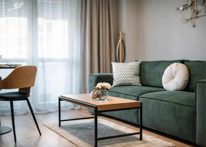 Old Town 1 Bedroom Metro * Bucureşti