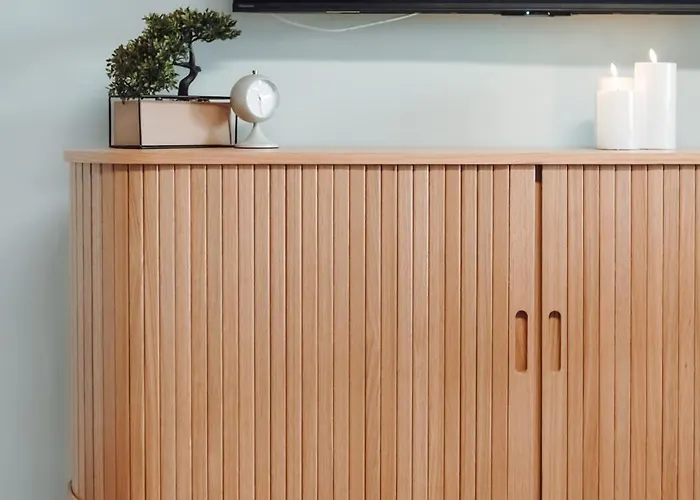 Old Town 1 Bedroom Metro Apartament *